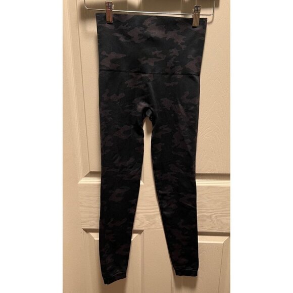Spanx | Look at Me Now‎ Seamless Cropped Leggings Camo Sz M #FL3515 - Picture 1 of 6